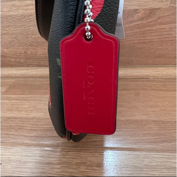 NWT COACH Payton Hobo Shoulder Bag CH330 in Coated Canvas Wild Strawberry Print - Picture 6 of 13